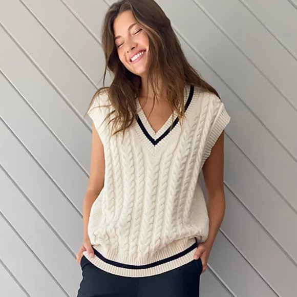 Aritzia Sweaters - Aritzia Sunday Best Winston Sweater Vest